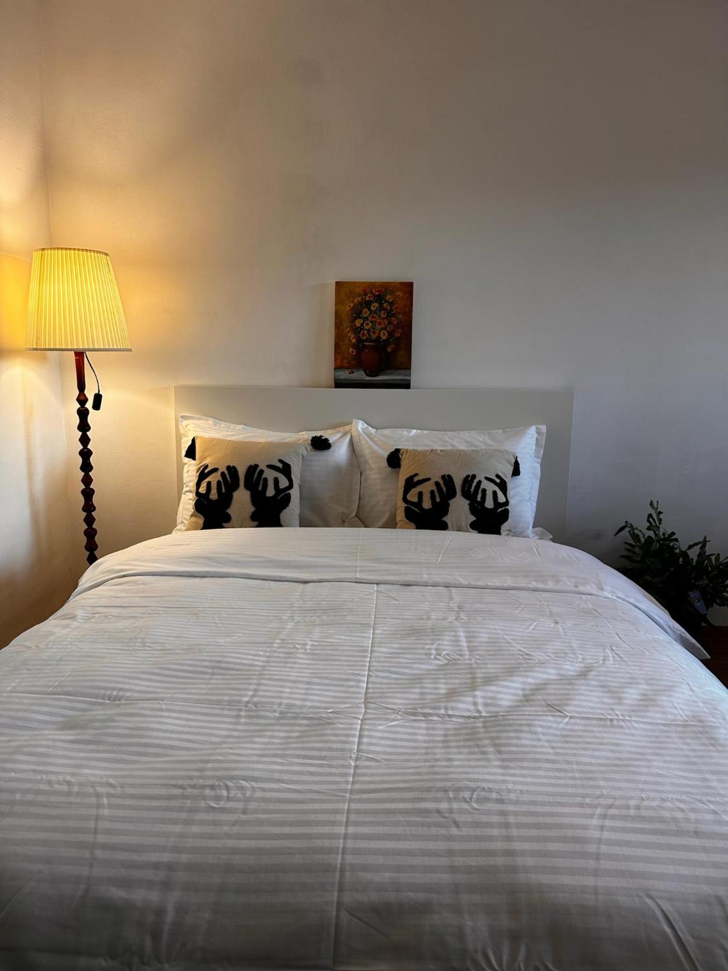 Romantic Charm, Spa, Free Early Check-In Bukarest Exteriör bild